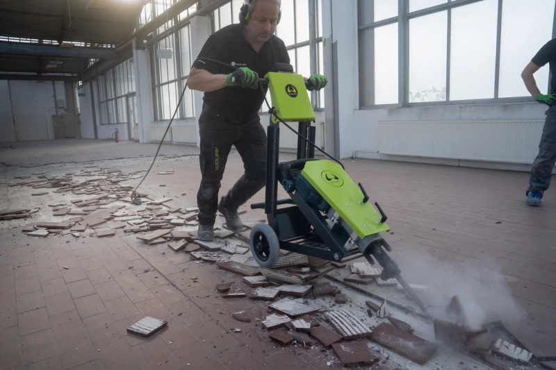 77514c9b911e8515ba3fa8e819fd076b