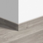 Listwa przypodłogowa standardowa Quick-Step QSVSK40030 Dąb Canyon szary ze śladami cięcia piłą - Listwa - 2400 mm - 12 mm - 58 mm