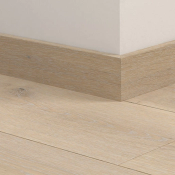 Dopasowana kolorystycznie listwa przypodłogowa Pergo™ PGVSK40310 Dąb Norweski Biały - Listwa - 2400 mm - 12 mm - 58 mm