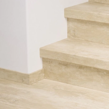 Winylowe nakładki na schody - Medium plank Pergo™ PGVSTRBMP49246 Dąb Szarobeżowy Wiejski - 1474 mm - 136 mm - 62 mm