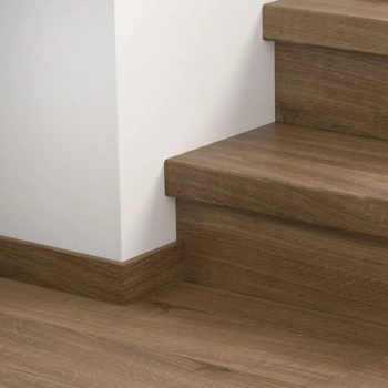 Laminowane nakładki na schody - Eligna Quick-Step QSSTRBEL03582 Dąb Newcastle brązowy - 1330 mm - 79 mm - 59 mm