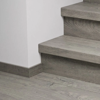 Laminowane nakładki na schody - Capture Quick-Step QSSTRBSIG04752 Dąb patynowy szary - 1330 mm - 135 mm - 59 mm