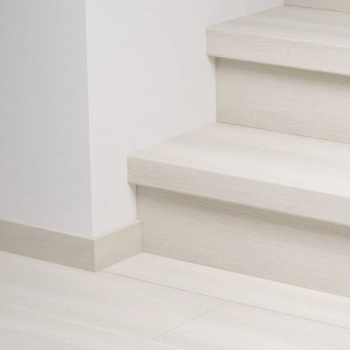 Laminowane nakładki na schody - Capture Quick-Step QSSTRBSIG04757 Dąb biały premium - 1330 mm - 135 mm - 59 mm