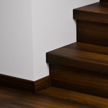 Laminowane nakładki na schody - Impressive Quick-Step QSSTRBIM08261 Dąb wędzony - 1330 mm - 113 mm - 59 mm