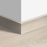 Listwa przypodłogowa parkietowa Quick-Step QSPSKR03554 Dąb nizinny beżowy jasny - Listwa - 2400 mm - 14 mm - 77 mm