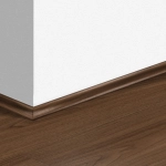 Listwa przypodłogowa Scotia Quick-Step QSSCOT04761 Elegancki orzech - Listwa - 2400 mm - 17 mm - 17 mm