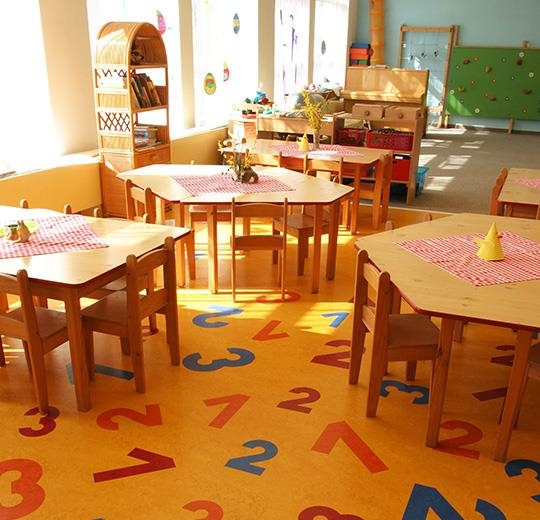 Forbo 3847 Marmoleum Real golden